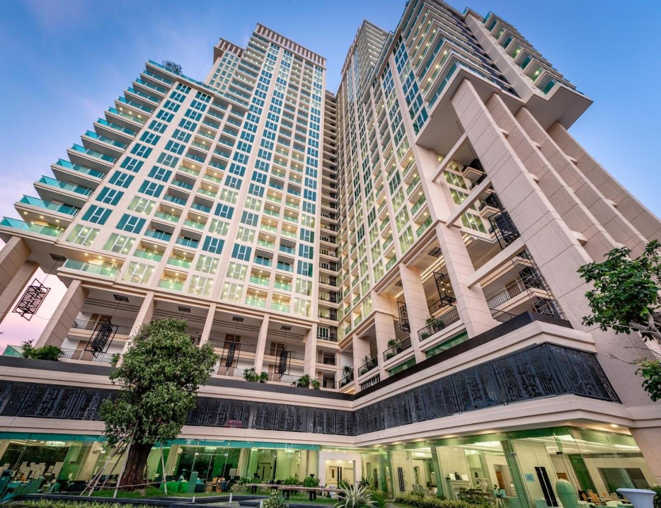 City Garden Tower By Pattaya Holiday מראה חיצוני תמונה