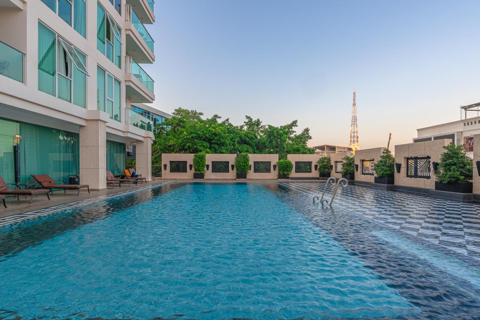 City Garden Tower By Pattaya Holiday מראה חיצוני תמונה